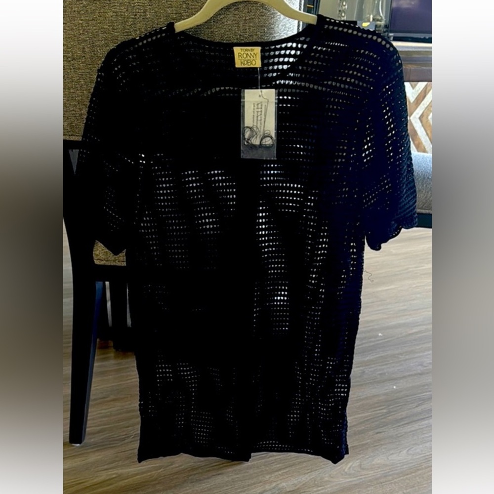 Torn by Ronnie Kobo Top